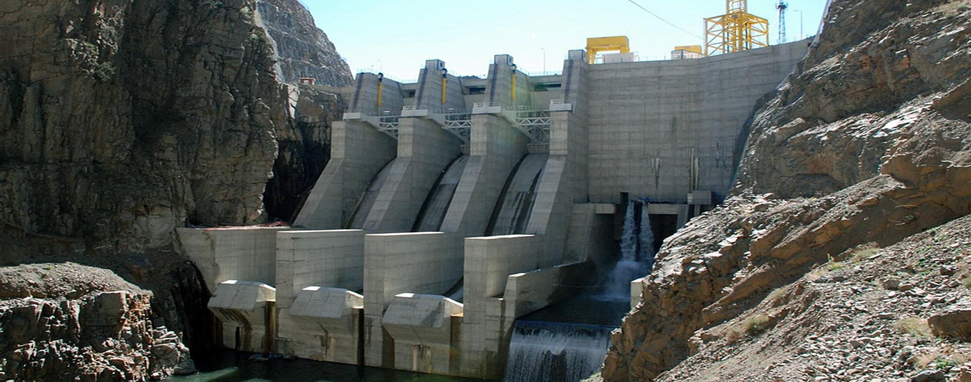 Güllübağ RCC Barajı ve H.E.S.  (96 MW)